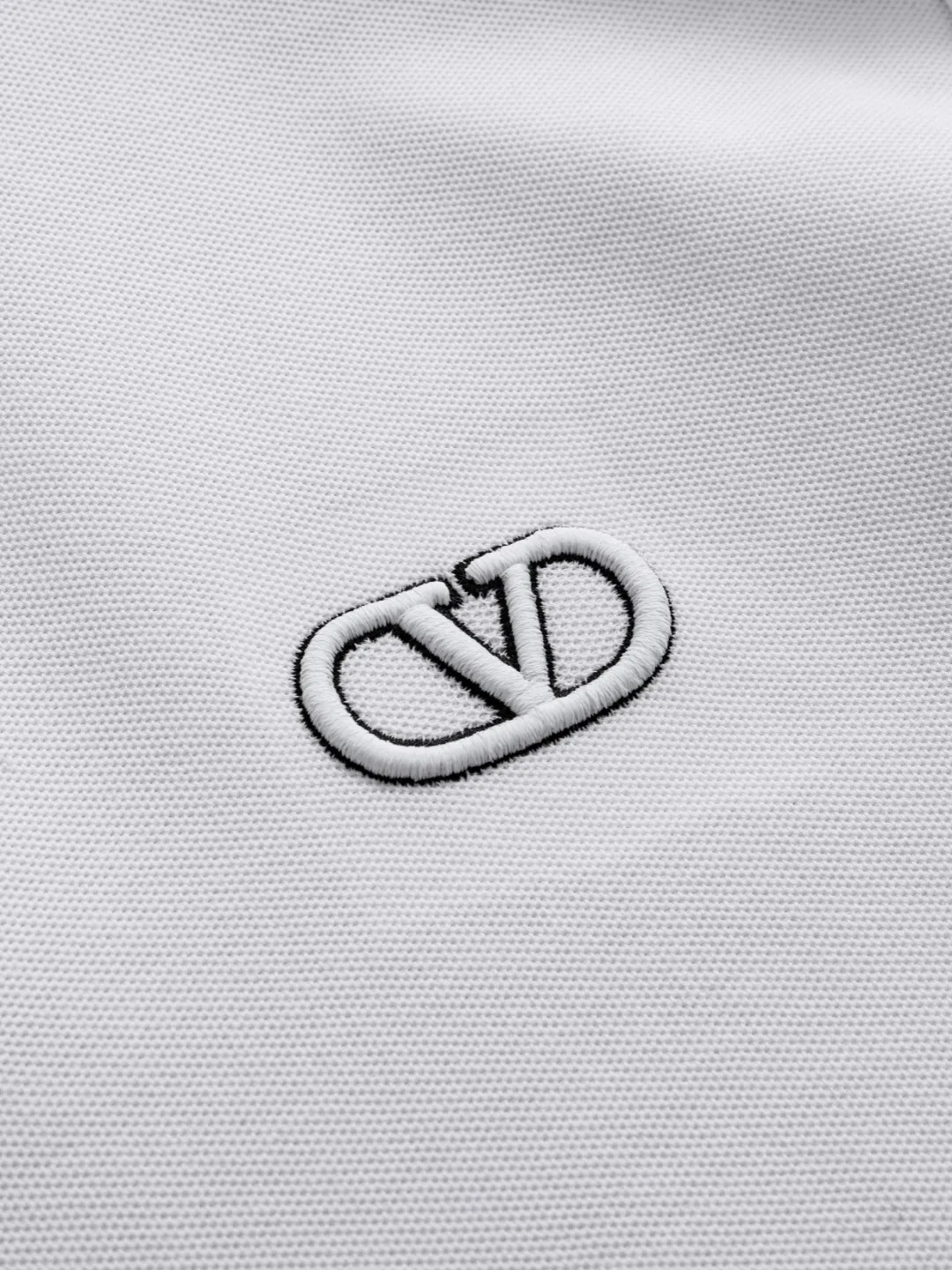 P100✨🔥 [VALENTINO] 2026FW short-sleeved lapel polo shirt Color: Black White Size: S-XXL